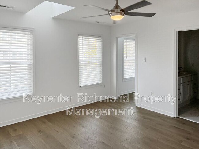 Building Photo - 1214 Bainbridge St