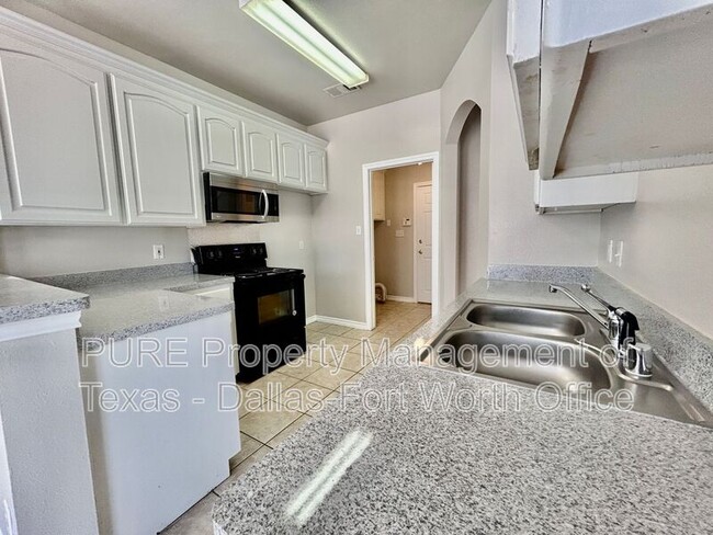 Building Photo - 4008 Cottage Park Ct