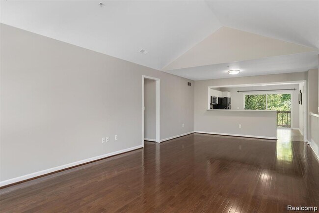 Building Photo - 28126 Carlton Way Dr
