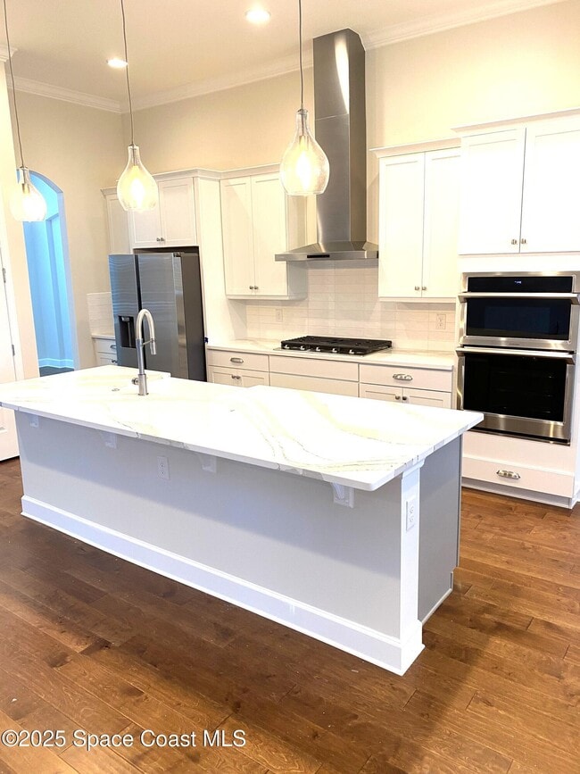 Building Photo - 8321 Paragrass Ave