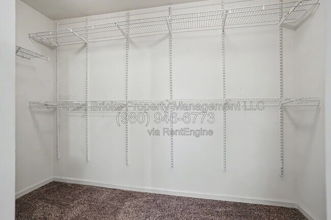 Building Photo - 4613 Tradd Cir