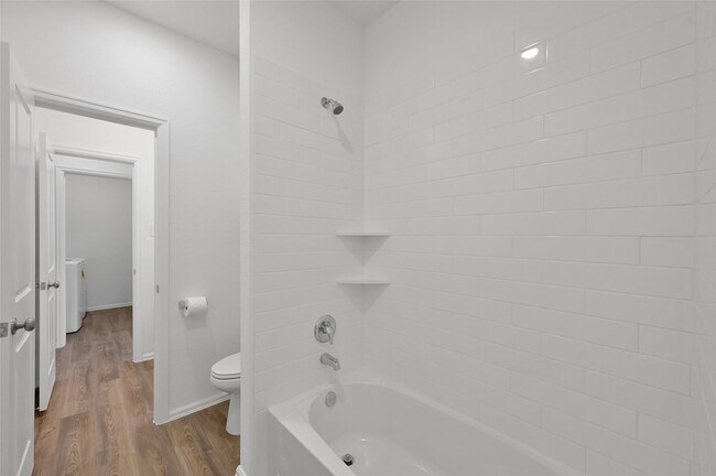 Building Photo - 3609 Oakvale Dr