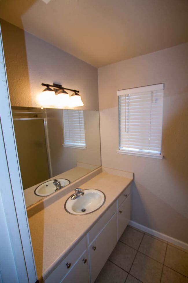 Building Photo - 3113 Independence Way