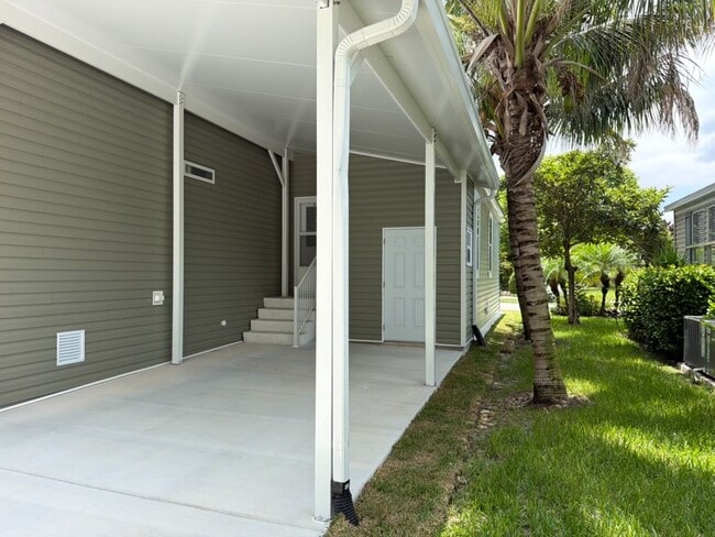 Building Photo - 4189 Logan Cir