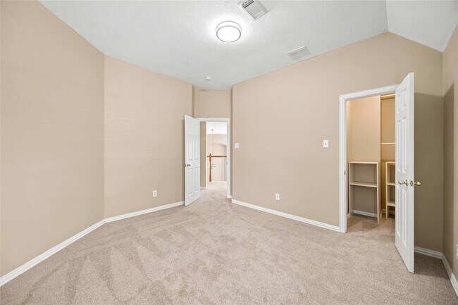 Building Photo - 14715 Golden Bough Ln