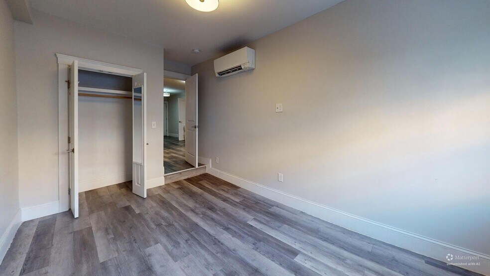 Building Photo - 108 Meridian St