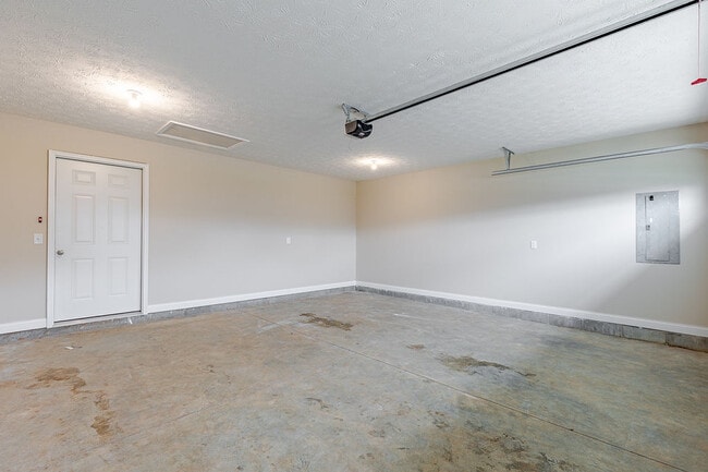 Building Photo - 307 Breckinridge Cir