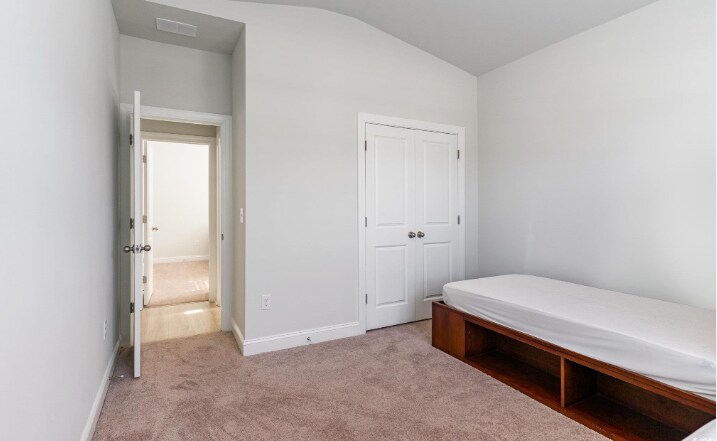 Building Photo - 905 Mildred Ct