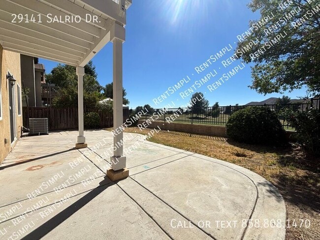 Building Photo - 29141 Salrio Dr