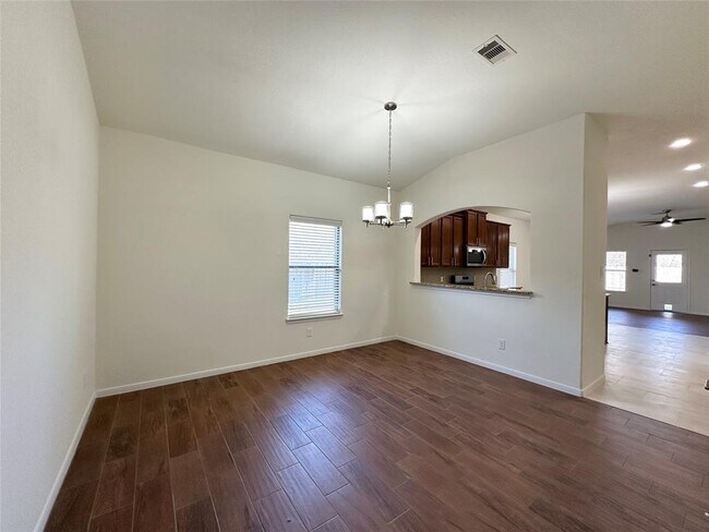 Building Photo - 23702 N Newport Bend
