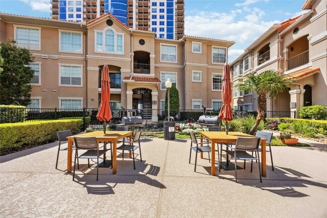 Building Photo - 3231 Allen Pkwy