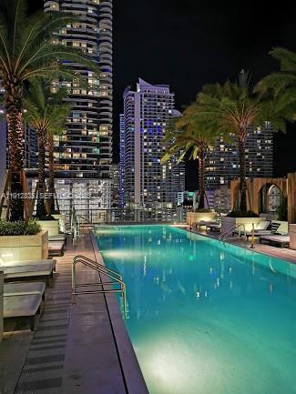 Building Photo - 801 S Miami Ave