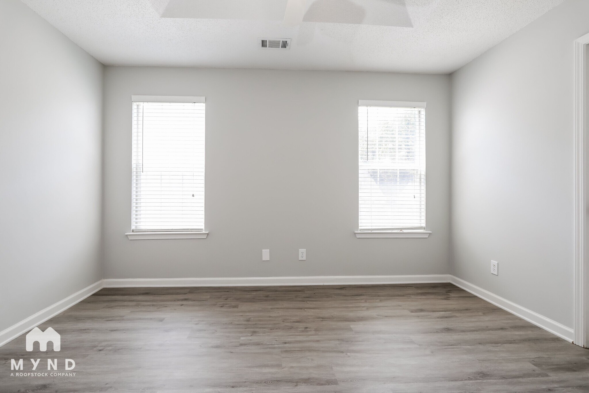 Building Photo - 403 Sunny Field Ct