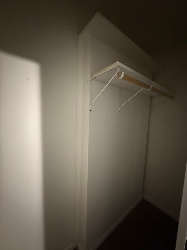 Building Photo - Very Nice 3 Bedroom home in great location!