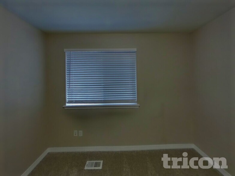 Building Photo - 18119 115th St Ct E