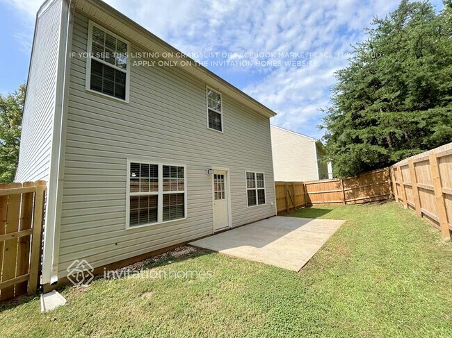 Building Photo - 203 Kinnley Ct