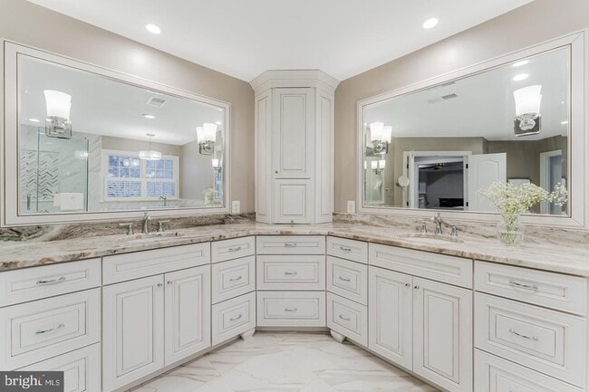 Building Photo - 7814 Crownhurst Ct