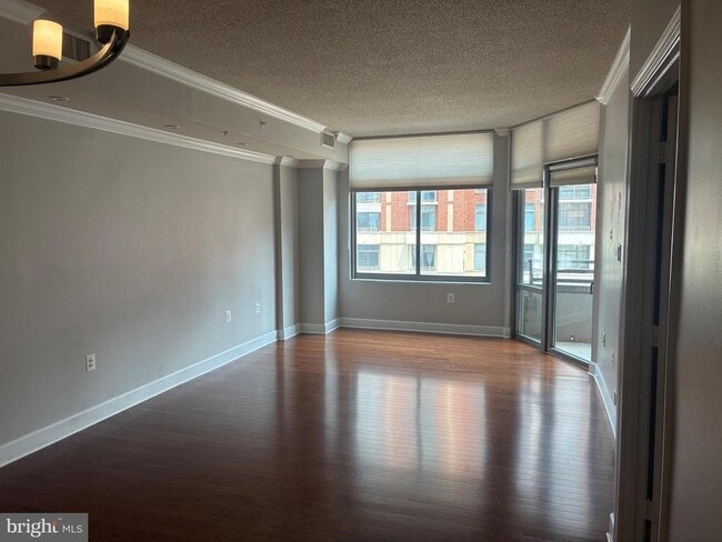Building Photo - 3600 S Glebe Rd