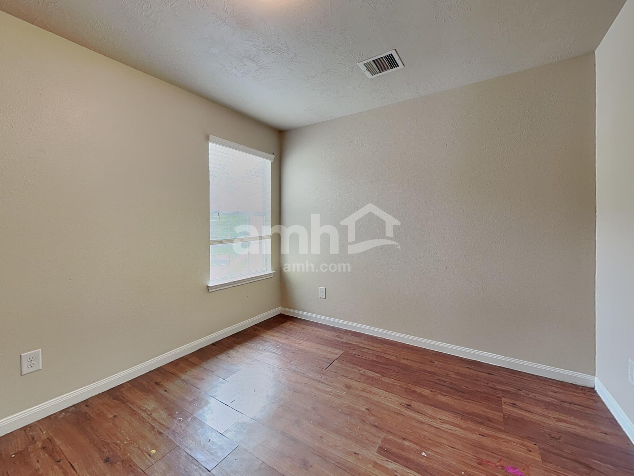 Building Photo - 2618 Bammelwood Dr