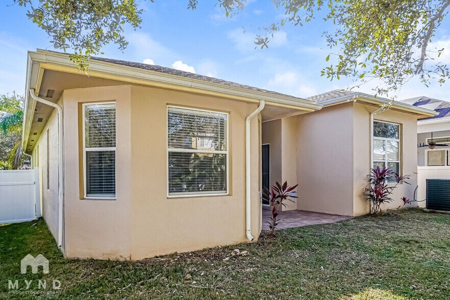 Building Photo - 2913 Bonita Cir