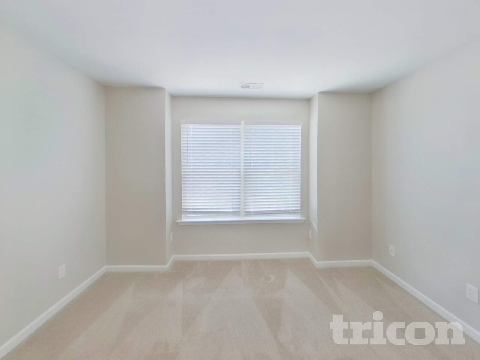 Building Photo - 437 Eastfair Dr