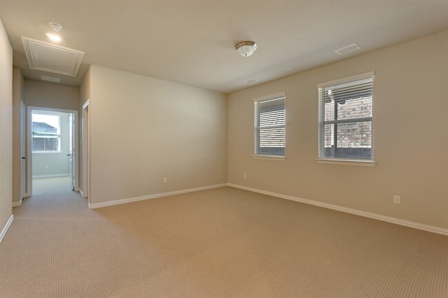 Building Photo - 7616 Redondo Dr