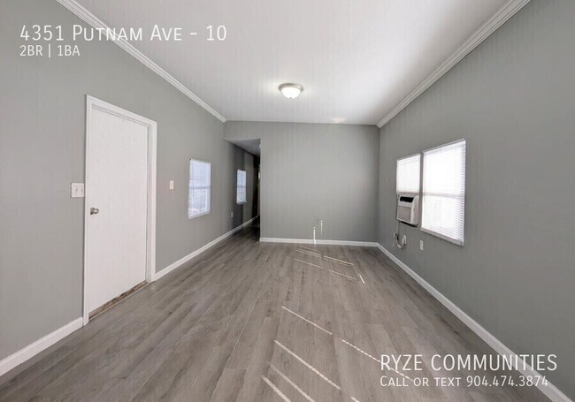 Building Photo - 4351 Putnam Ave