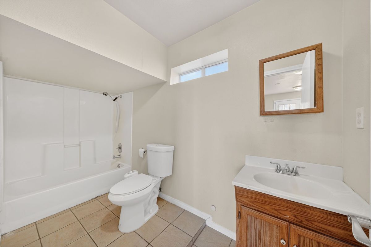 Building Photo - 3854 Chopin Ct