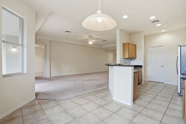 Building Photo - 12854 Carrington Cir