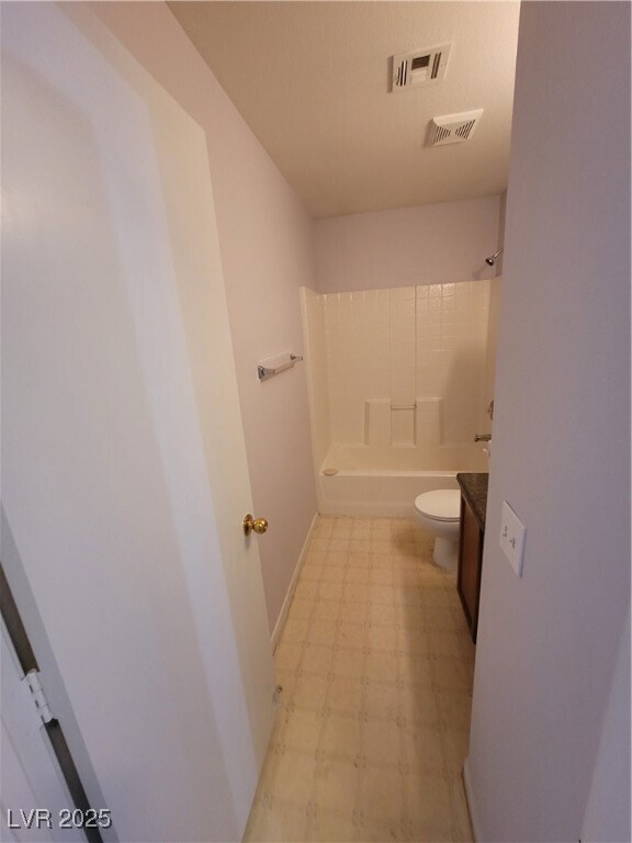 Building Photo - 5228 Mineral Lake Dr
