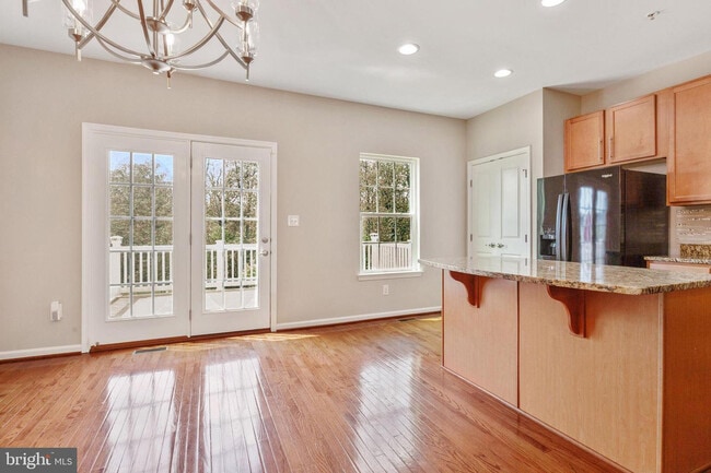 Building Photo - 9418 Paragon Ct