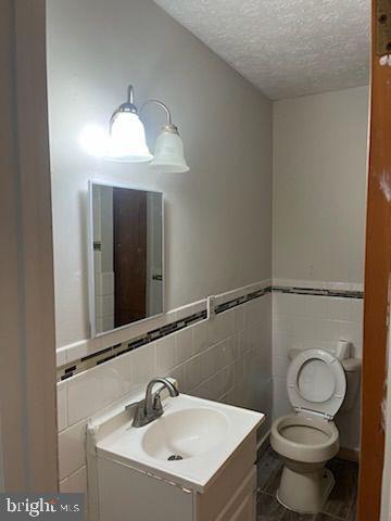 Building Photo - 1111 Allen Dr
