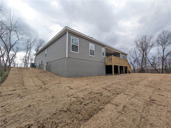 Building Photo - 8 Whithorn Ln