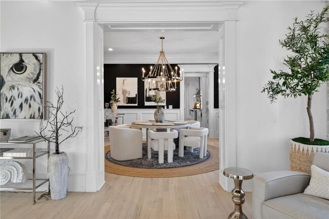 Building Photo - 1812 Wellbourne Dr NE