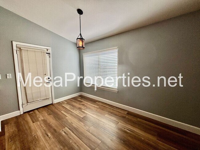 Building Photo - 17547 Electra Dr