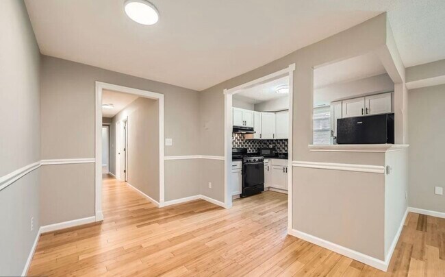 Building Photo - 11921 Tarragon Rd