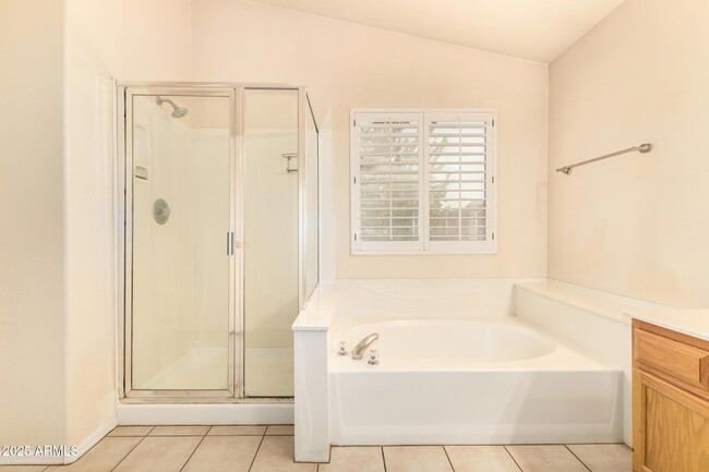 Building Photo - 15221 N 87th Dr