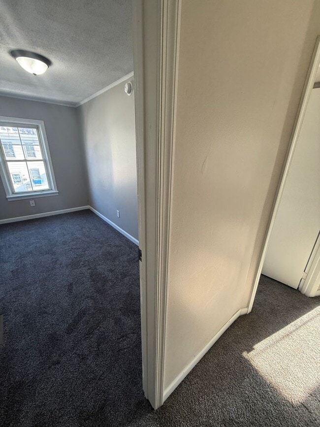 Building Photo - **COMING SOON!** 5 bedroom 2 Full bathroom home in Carlisle PA!