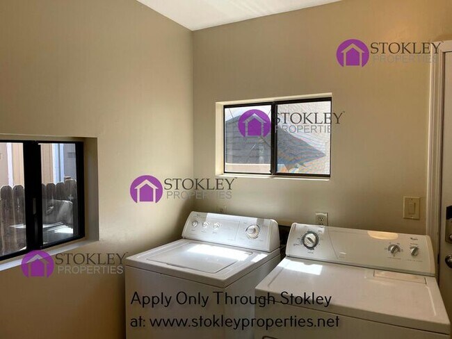 Building Photo - 1975 Shuey Ave