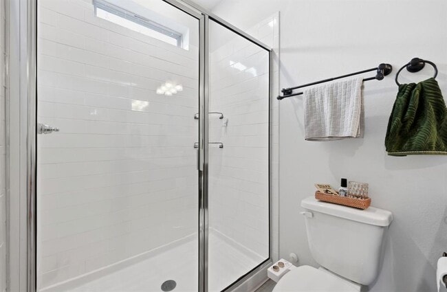 Building Photo - 8411 Leroi Dr