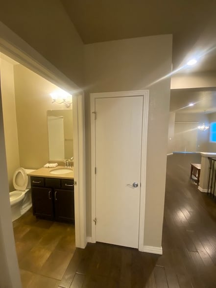 Building Photo - 11188 E 25th Dr