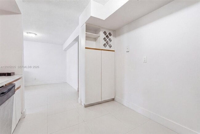 Building Photo - 19195 Mystic Pointe Dr