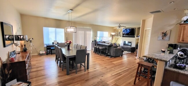 Building Photo - 525 Reed Mesa Dr