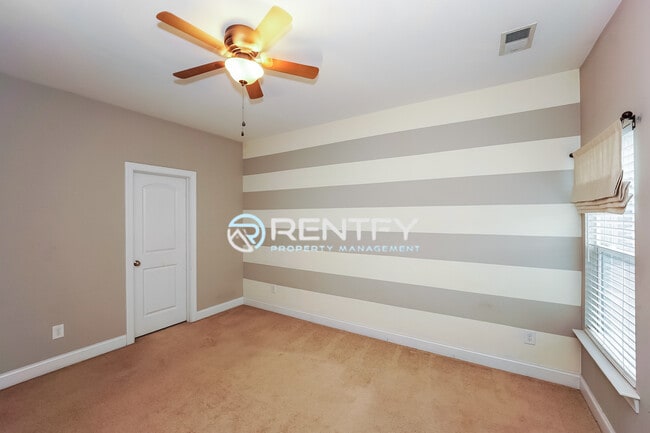 Building Photo - 2506 Gallery Drive