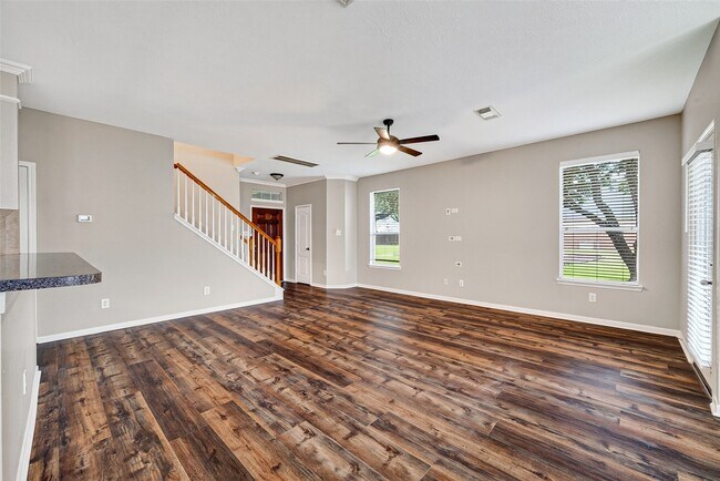 Building Photo - 5403 Canyon Hollow Dr