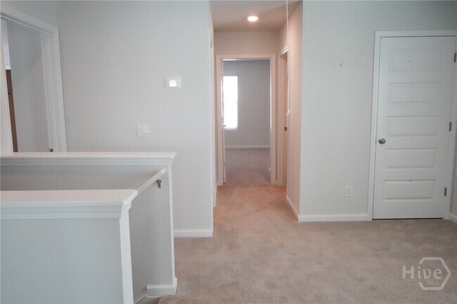 Building Photo - 418 Coconut Dr