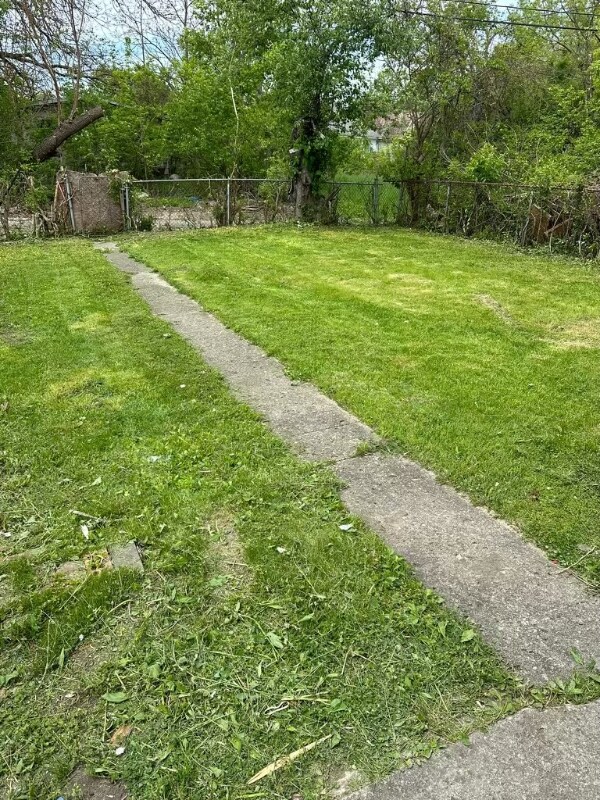 Building Photo - 16019 Prospect St