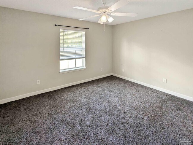 Building Photo - 734 Marlin Spike Dr