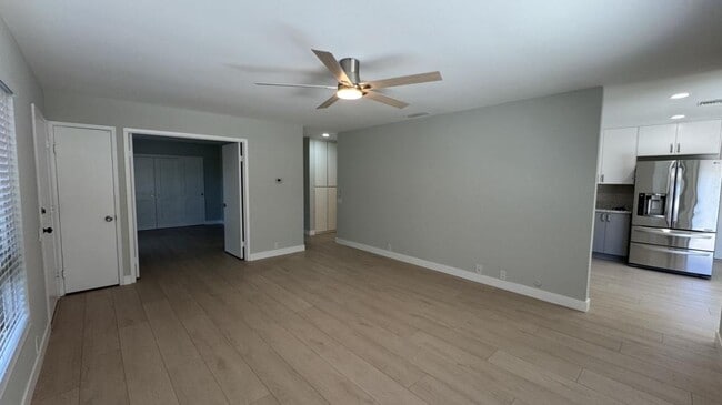 Building Photo - 10541 Caminito Baywood