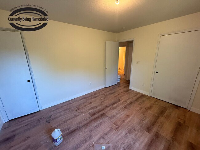 Building Photo - 1703 Hanover Blvd